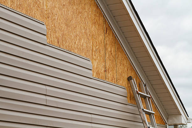 24/7 Emergency Storm Damage Siding Repair experts in Spindale, NC